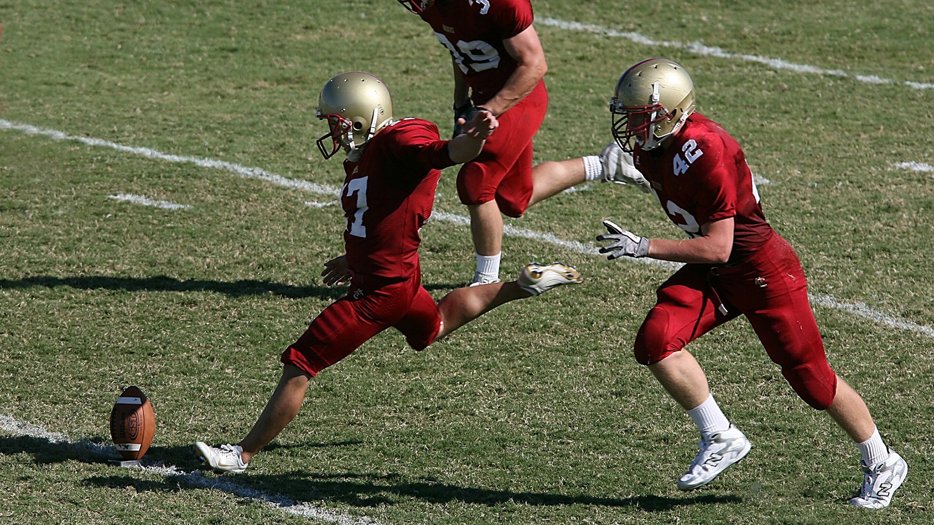 阿拉巴一锤定音，厄瓜多尔强势晋级马赛书写历史新章