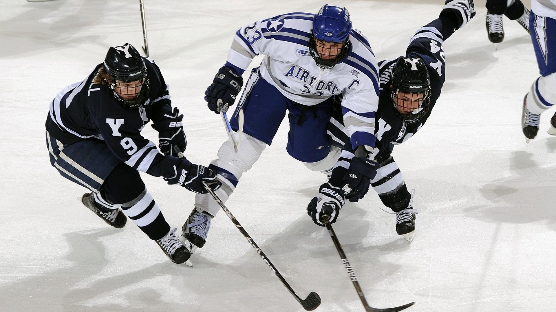 勒克莱尔点燃赛场，迈凯伦翻盘威廉姆斯，一场关于唯一的胜利