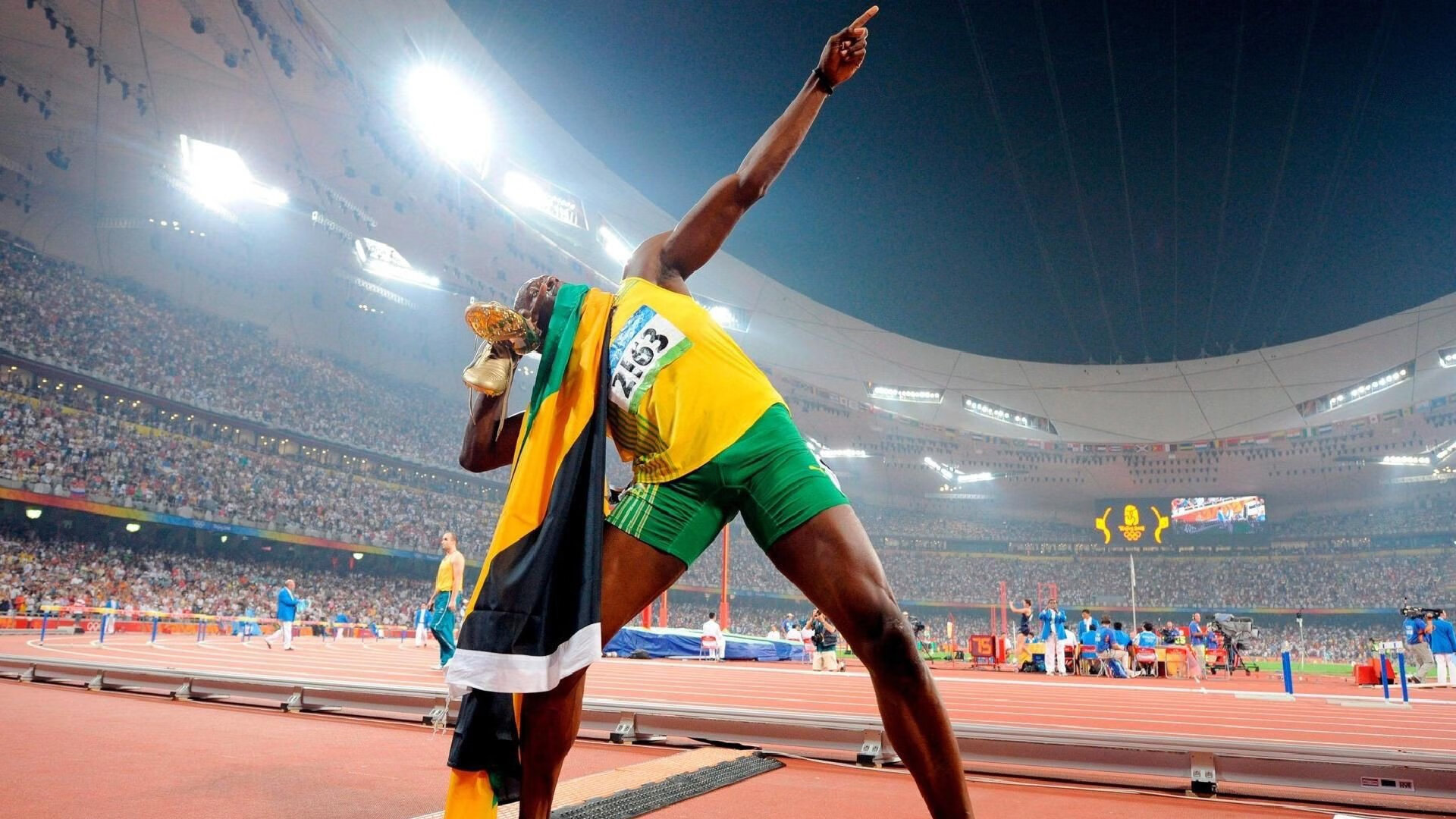 跃马绝尘,新星破晓,法拉利力克迈凯伦,诺里斯惊艳四座改写赛道叙事